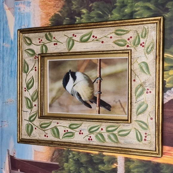 Black-Capped‎ Chickadee Cute Bird Floral Framed Art Print - Picture 4 of 10